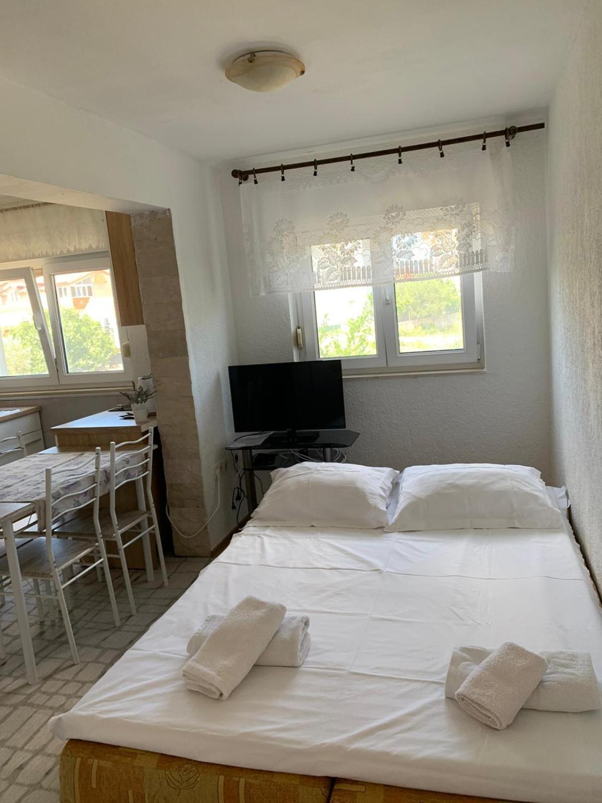 Apartmani Kutlesa Vodice Exterior photo
